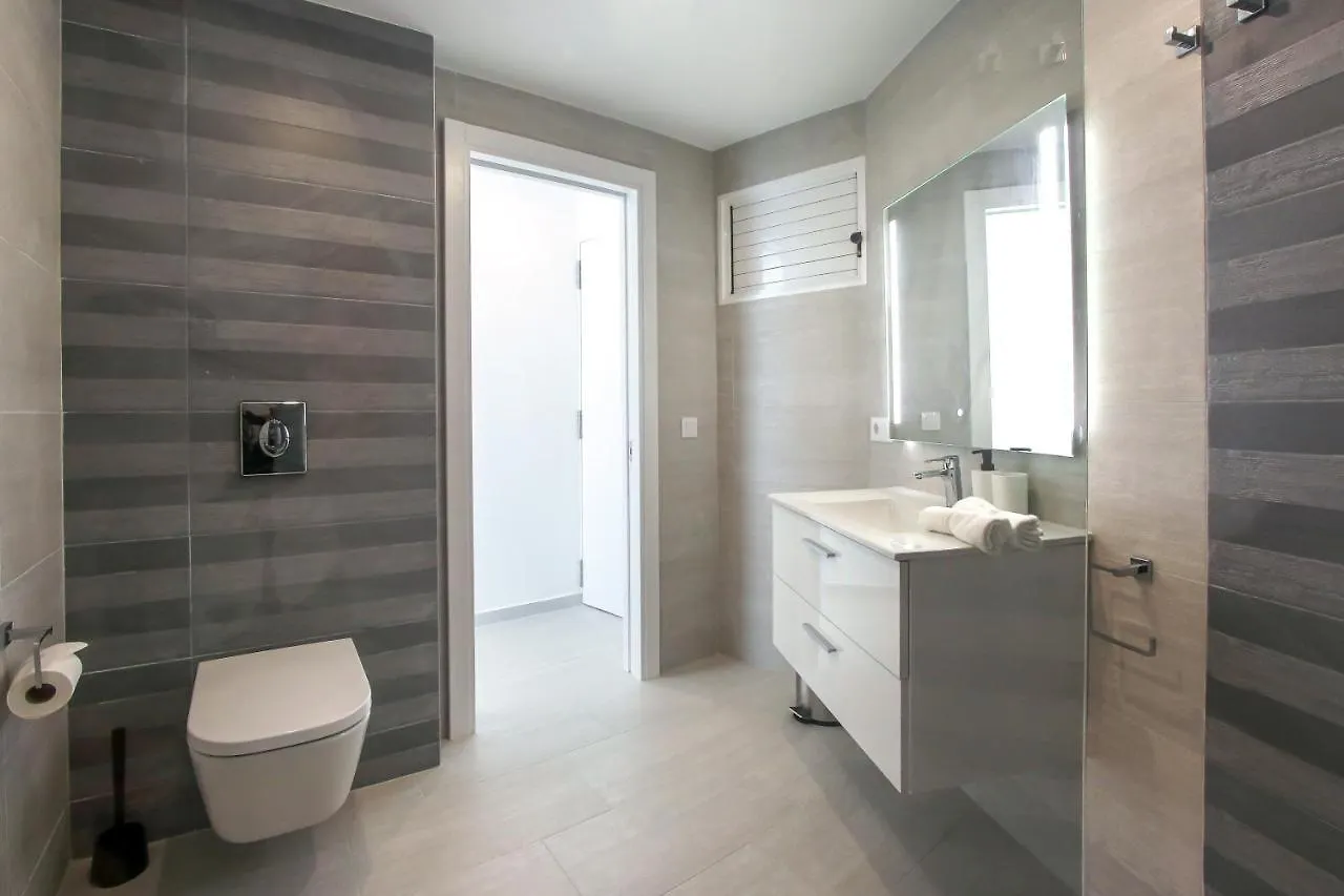 Stunning Apartment With Ocean View Playa Feñabe