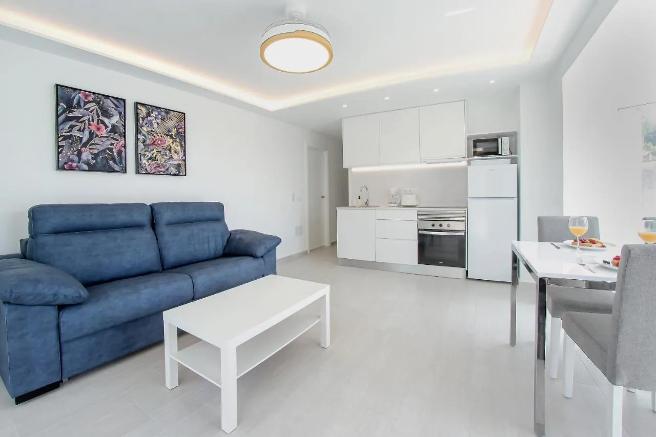 Hébergement de vacances Stunning Apartment With Ocean View Playa Feñabe