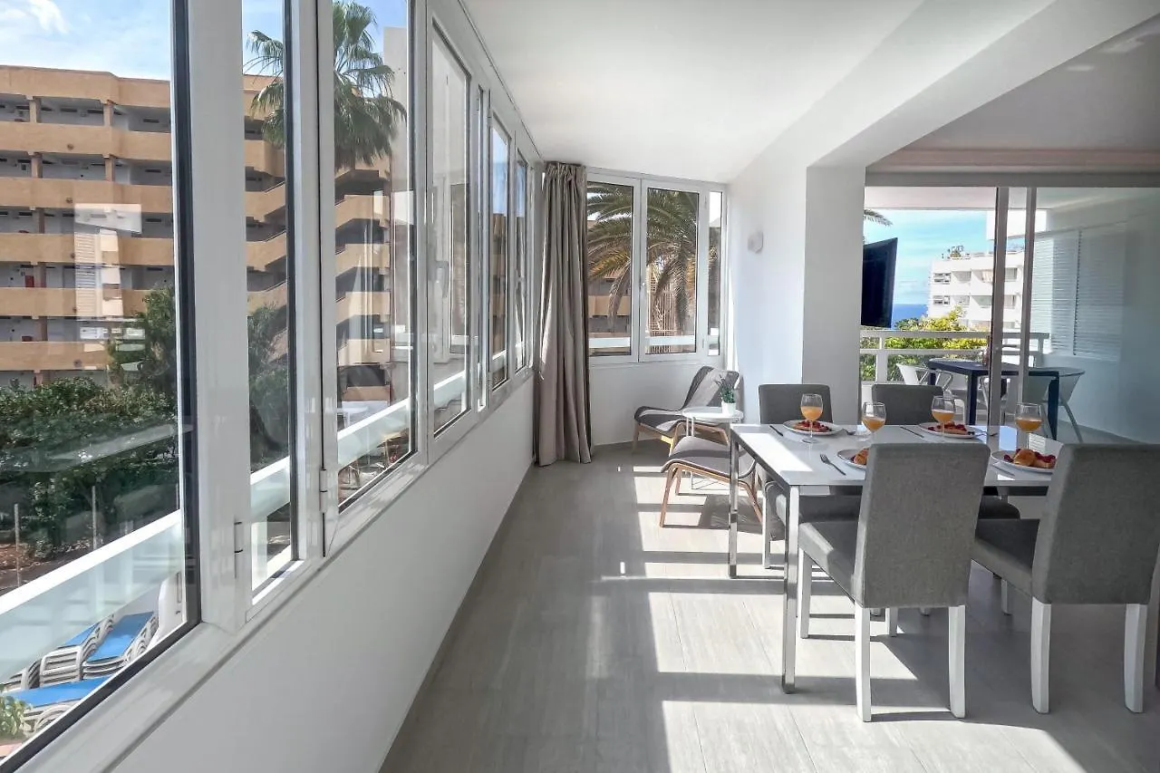 Casa vacanze Stunning Apartment With Ocean View Playa Feñabe
